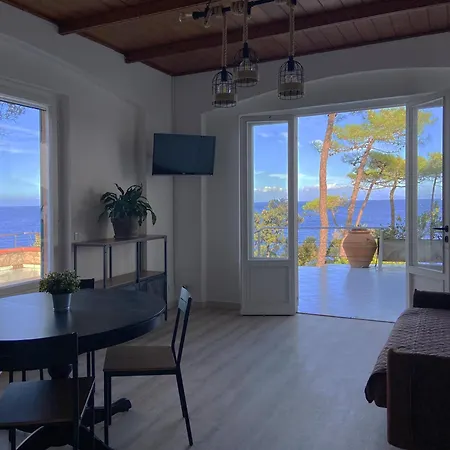 Intur 아파트호텔 3*