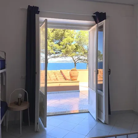 Intur Lägenhetshotell Marciana Marina (Isola d'Elba)