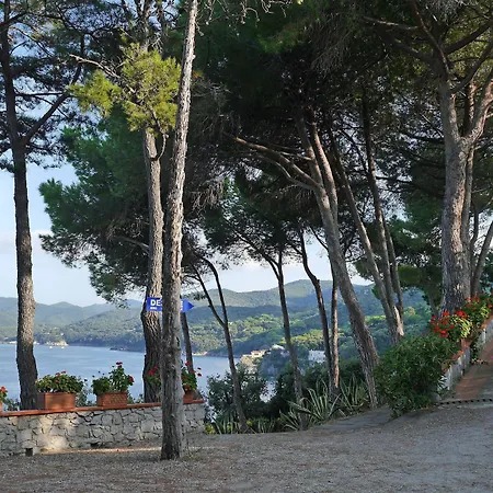 Hotel apartamentowy Intur 3*