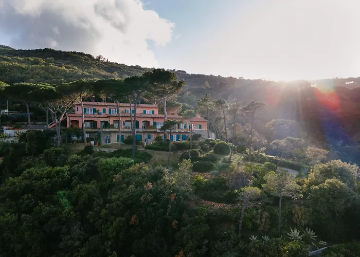 Intur Aparthotel Marciana Marina (Isola d'Elba)